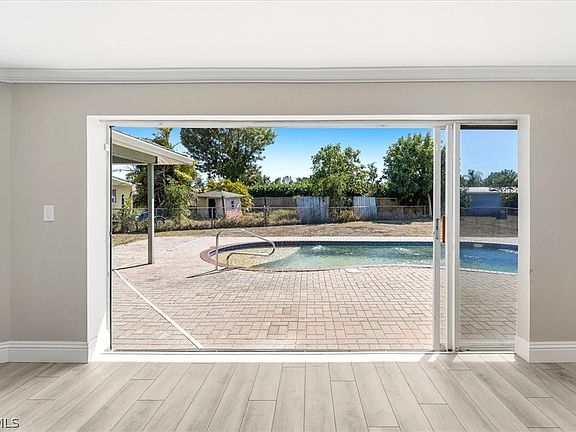 5th image of 4635 Rockwood Cir