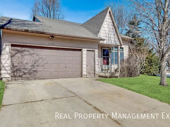 4712 E Blazewood Dr, Sioux Falls, SD 57110