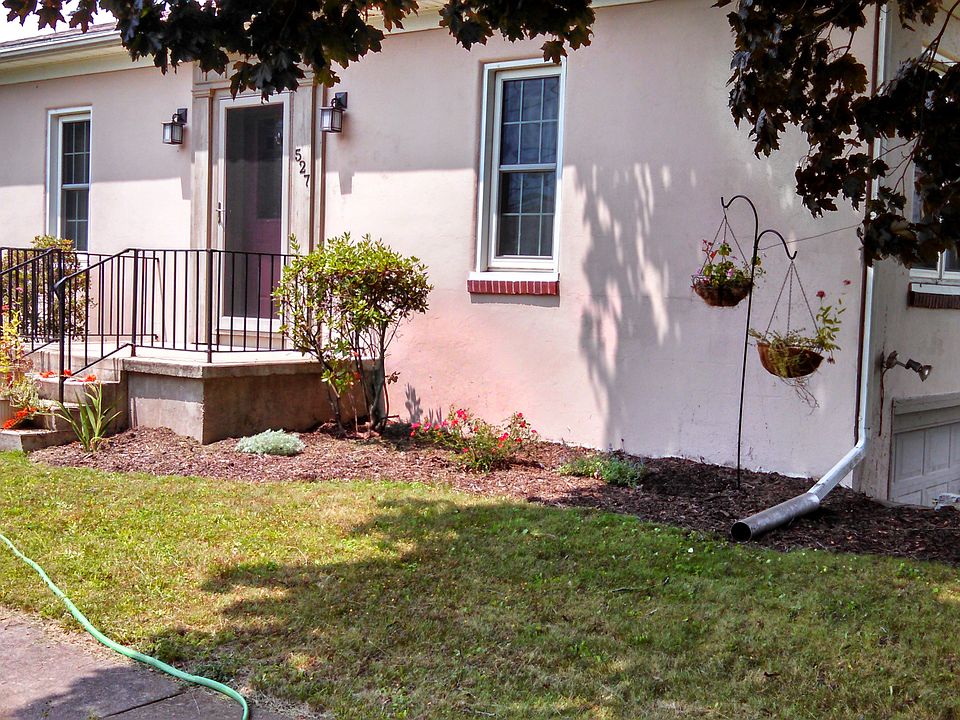 1st image of 527 E Penn St