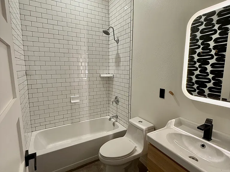 1304 Singleton Ave — Photo 12