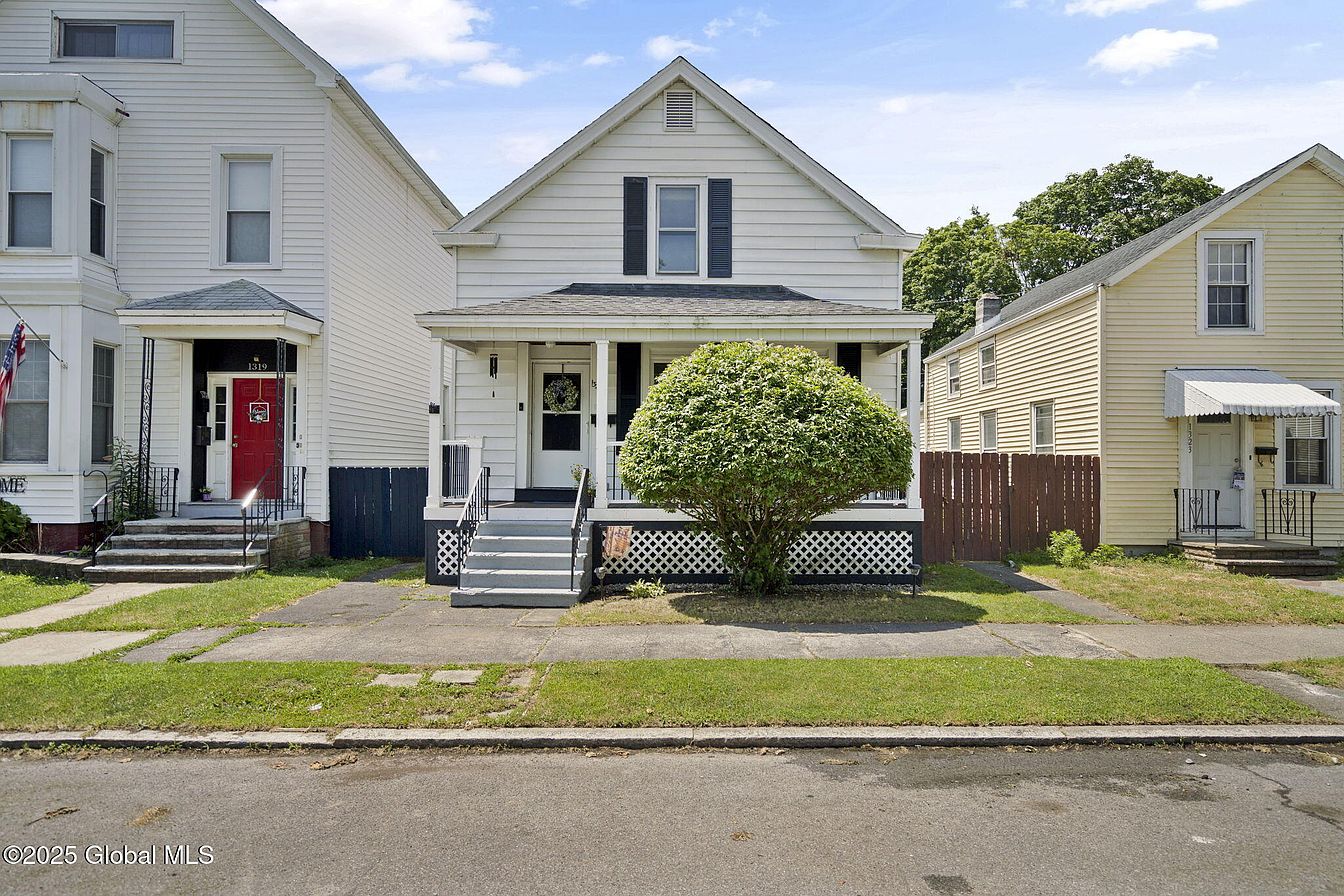 1st image of 1321 6th Avenue