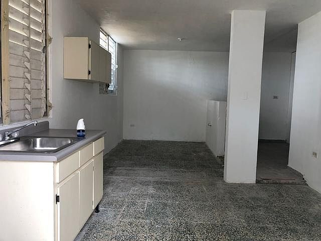 2nd image of N43 Calle Luisa E