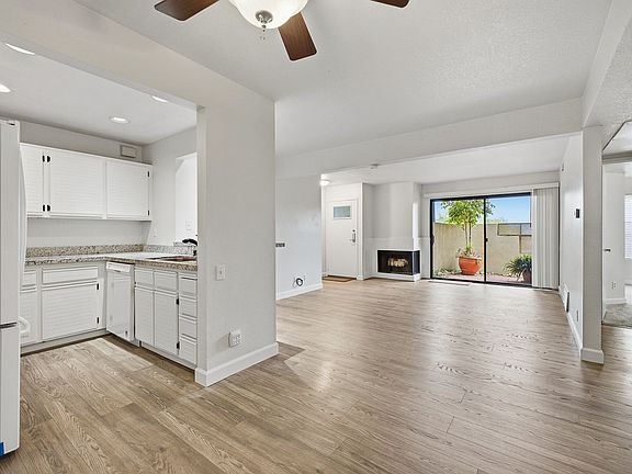 2nd image of 13096 Le Parc Unit 55