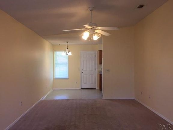 5th image of 420 Pine Crescent Way