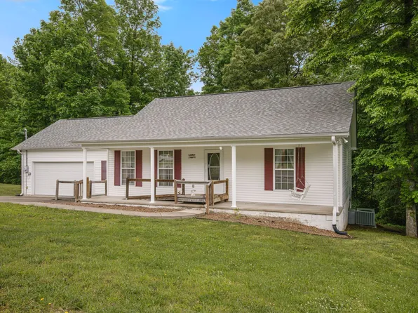 190 Station Dr, Waverly, TN 37185