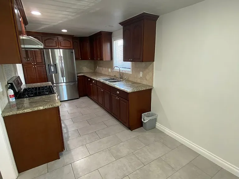 15522 Claretta Ave — Photo 5