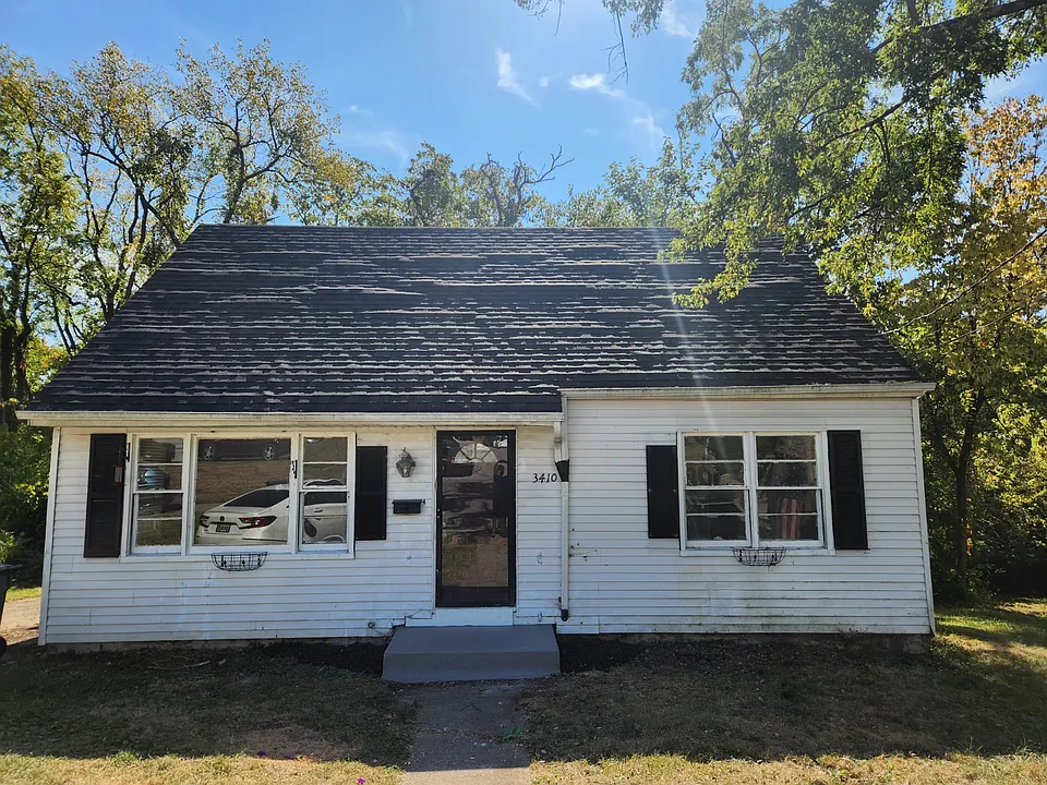 3410 Belltone Ave