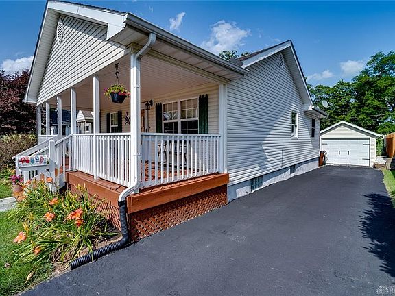 2nd image of 2140 Culver Ave