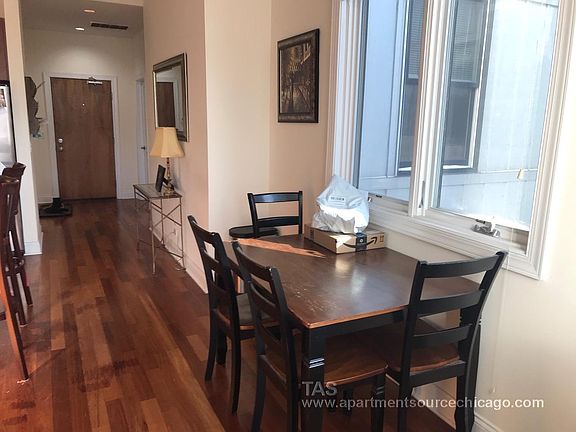 4th image of 1354 W Augusta Blvd #303333