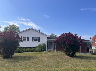 133 Maplelawn Ave NE, Roanoke, VA 24012