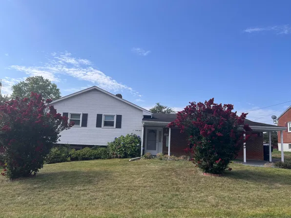133 Maplelawn Ave NE, Roanoke, VA 24012