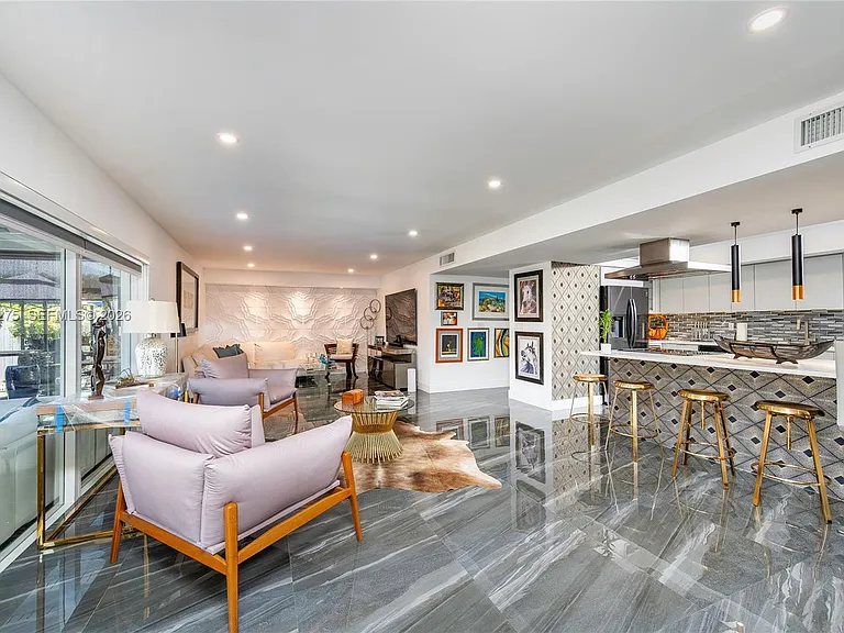 11530 SW 81st Ter — Photo 5