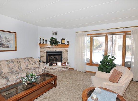 4th image of 19447 Manchester Dr #0