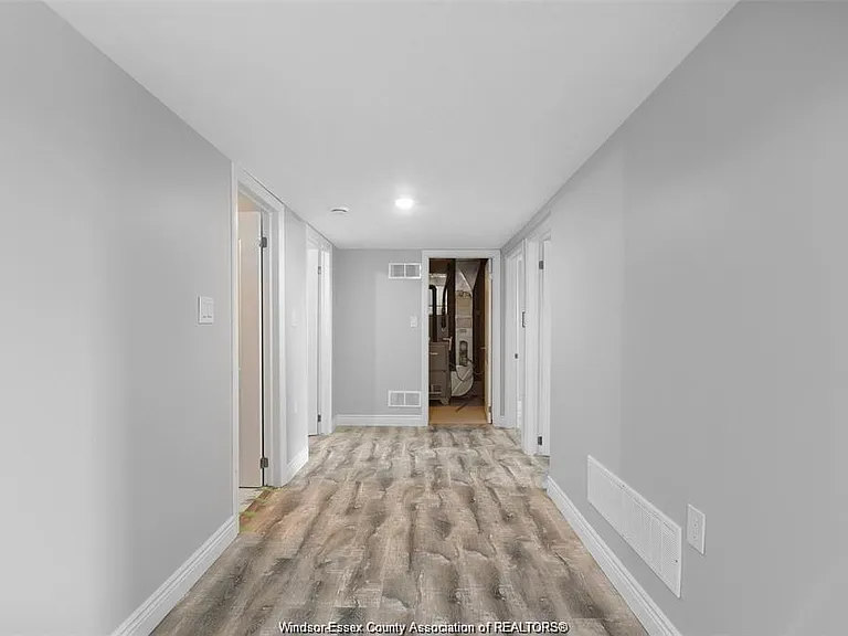 151 Lane St #LOWER — Photo 9