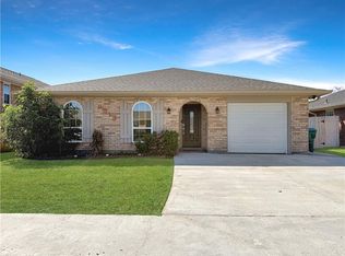3313 Castle Dr, Kenner, LA 70065