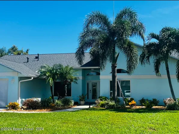 504 Bay Cir, Indian Harbour Beach, FL 32937