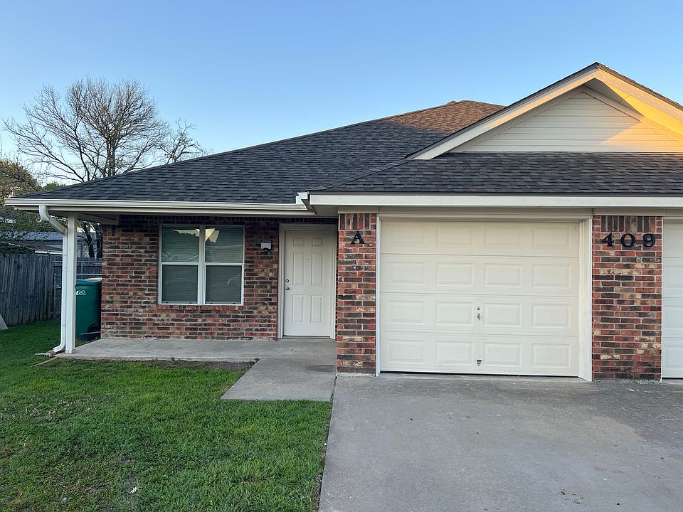 1st image of 409 Topeka Ct #A