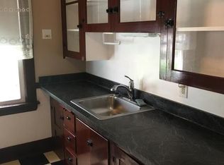 60 Northfield Rd, Bedford, OH 44146