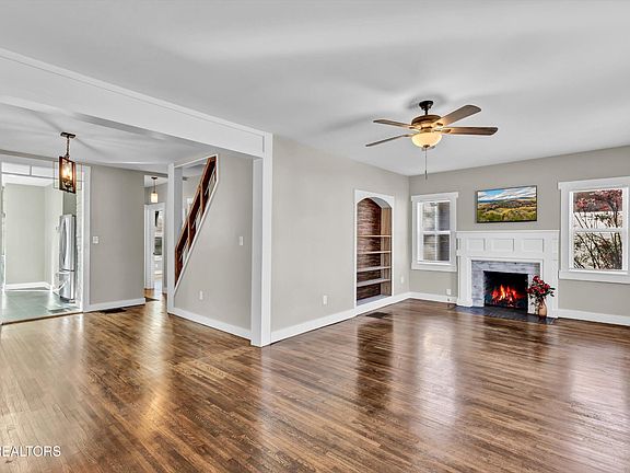 4th image of 3111 Clearview St
