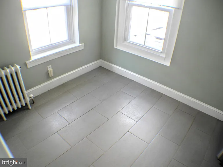 739 N 17th St #3 — Photo 3