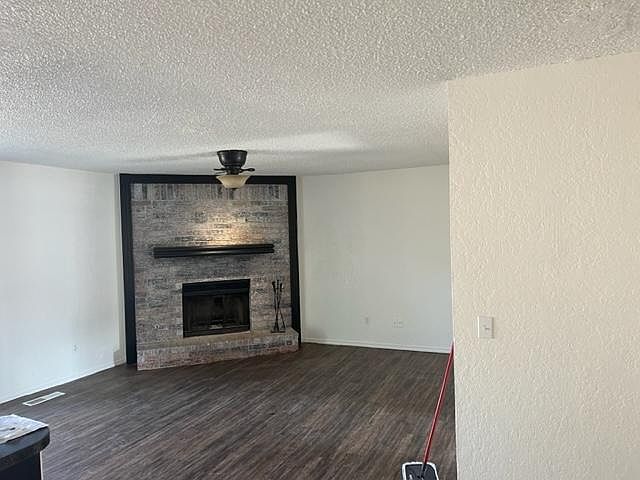 1st image of 712 S Willowood Dr