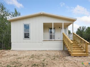 855 Roosevelt Rd, Luling, TX 78648