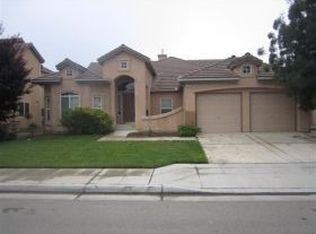 1185 E Carnoustie Ave, Fresno, CA 93730