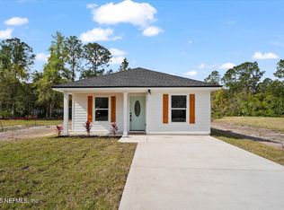 111 E Grandview Dr, East Palatka, FL 32131