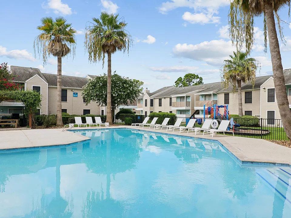 Caldera Apartment Homes