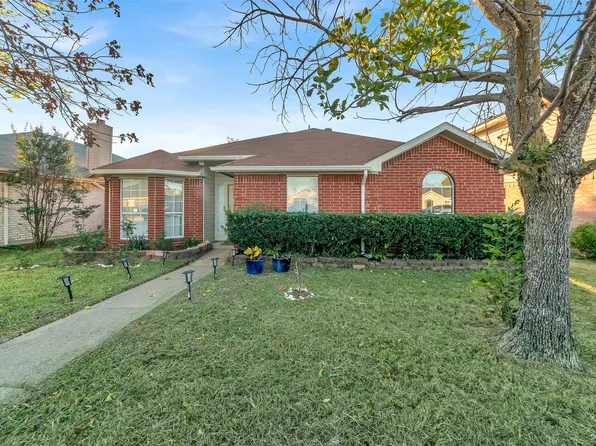 1723 Stewart St, Cedar Hill, TX 75104