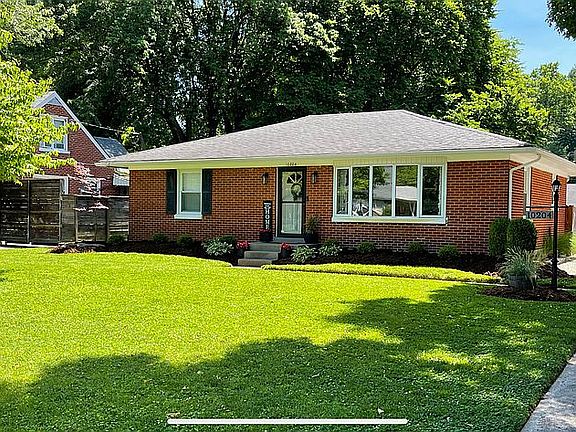 2nd image of 10204 Moonlight Way