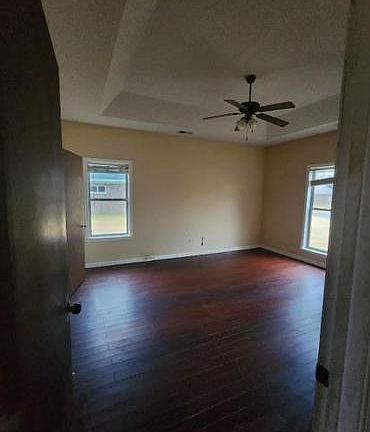 3rd image of 7681 Broken Hickory Dr