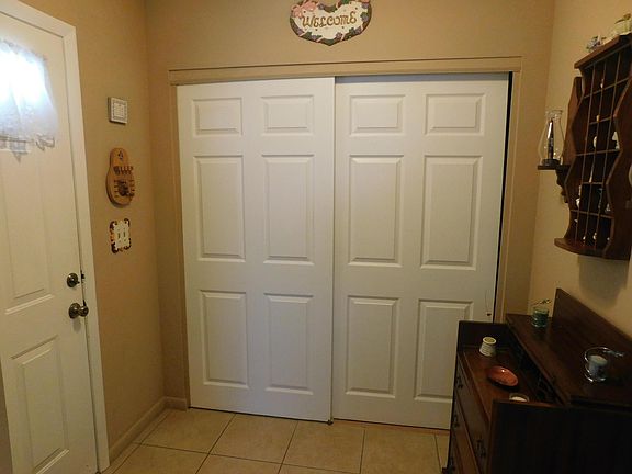 5th image of 1219 S Lakes End Drive #D-2