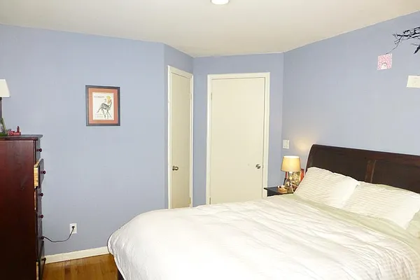 Rented by Brooklyn Bridge | media 16