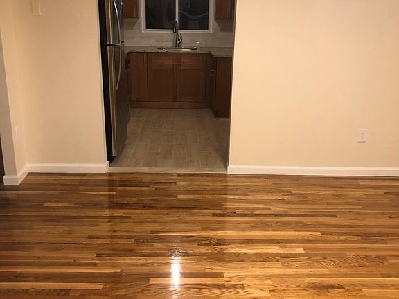 3rd image of 2914 Morgan Ave Unit 1