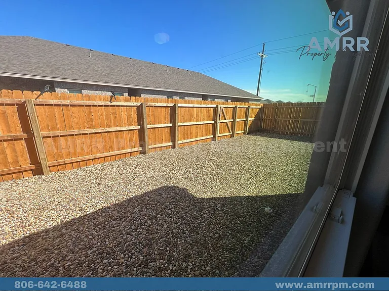 5609 Jarvis St — Photo 19