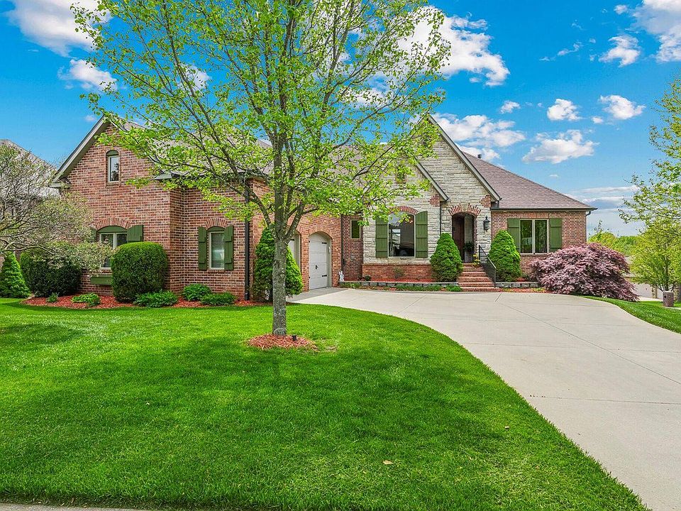 1st image of 3912 E Windsmore Drive