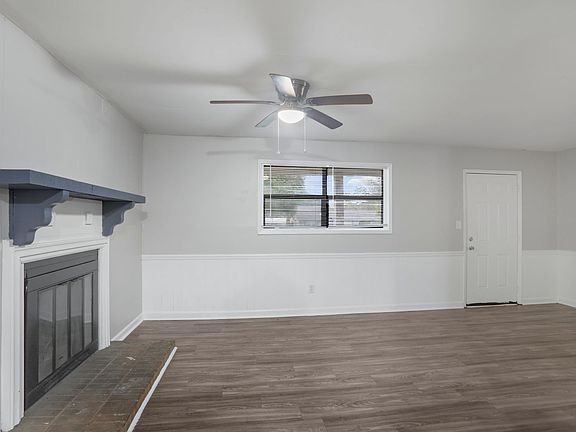 5th image of 3386 Estes Park Dr