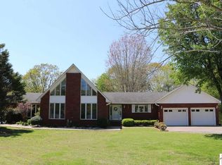 45 Bayridge Ct, New Concord, KY 42076