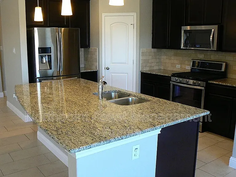 3304 De Torres Cir — Photo 6