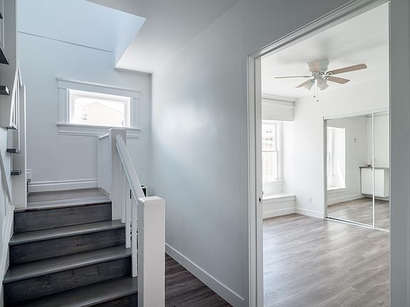 4th image of 1832 W Jefferson Blvd #8