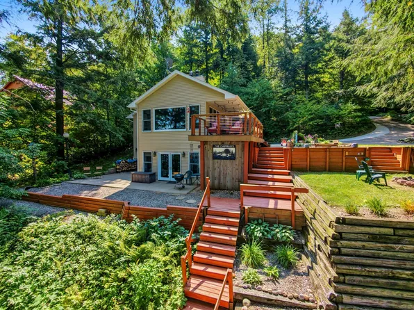 2234 Switzers Point Rd, Wabeno, WI 54566
