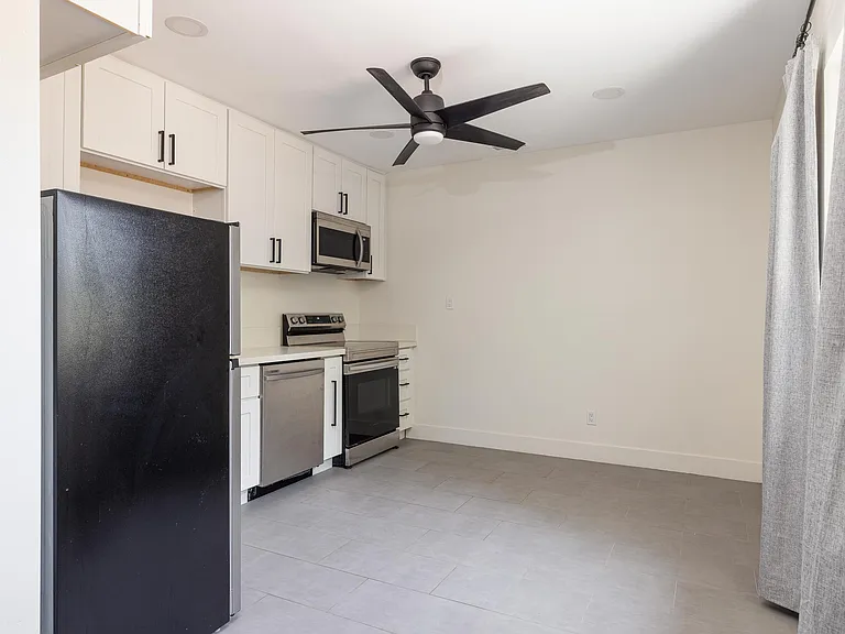 1889 Rockhoff Rd #1 — Photo 19
