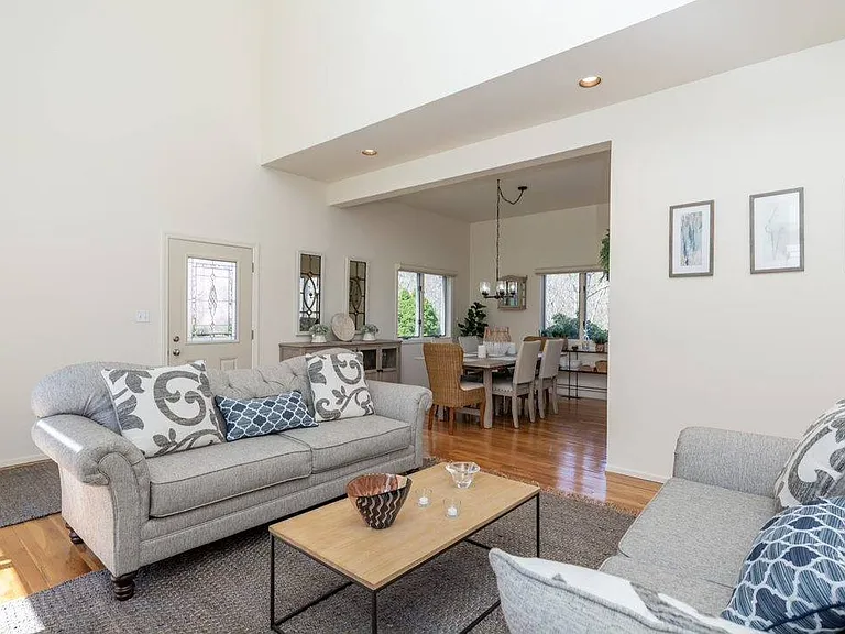 38 Red Creek Cir — Photo 16