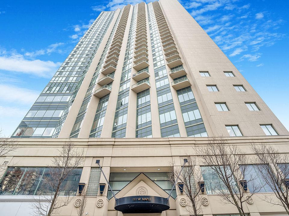 1st image of 111 W Maple St APT 1809