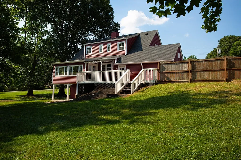 Property photo 4