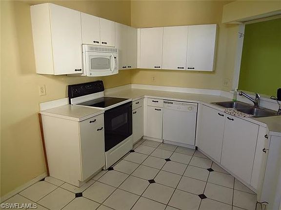 5th image of 2671 Citrus Lake Dr APT E305