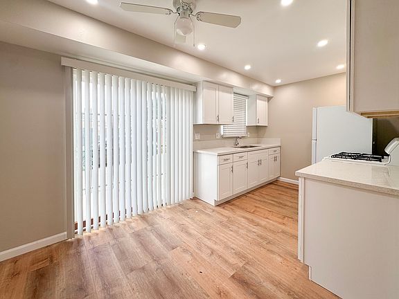 3rd image of 4225 47th St #1