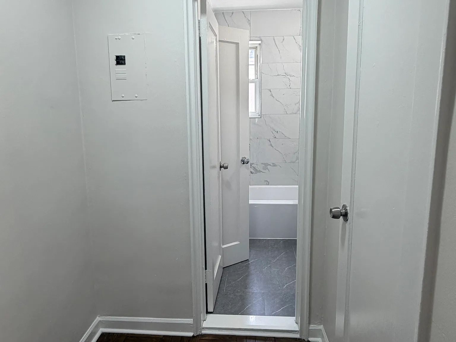 Studio, $1,475 — Photo 4