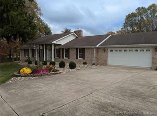 6950 Pioneer Trail NE, Georgetown, IN 47122